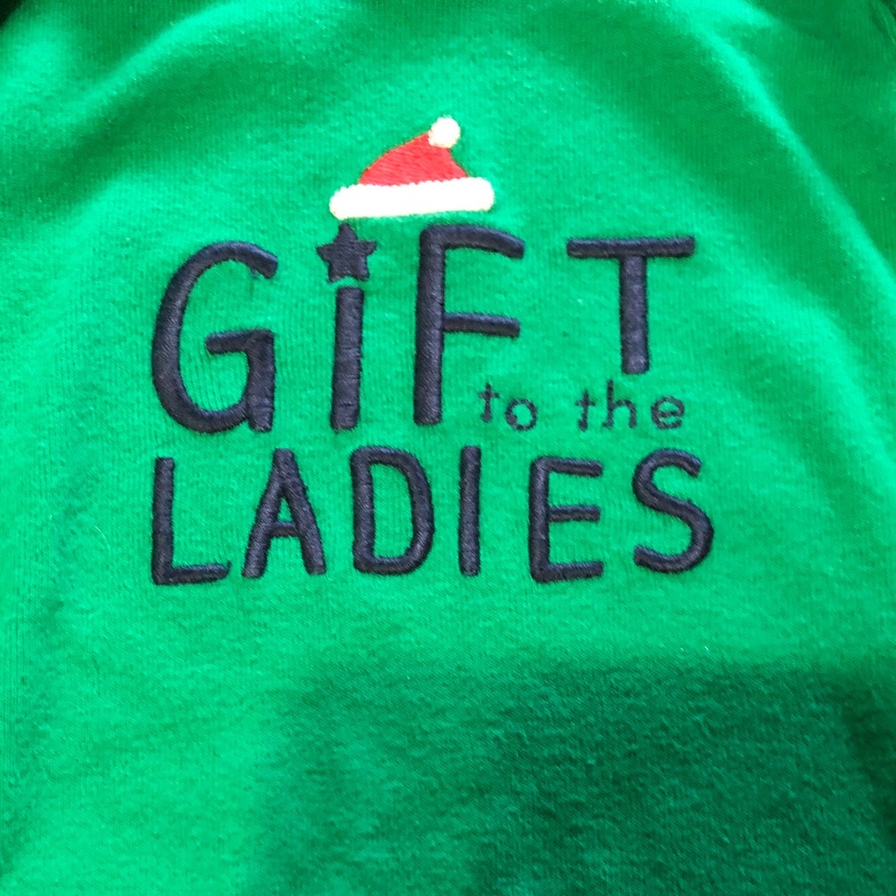 ‼️SOLD‼️ Carter’s • “Gift to the ladies”| Santa Matching Set (6M) - Picture 2 of 7
